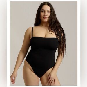 Nuudii System Elegant, Square Neck, Black Women's Bodysuit